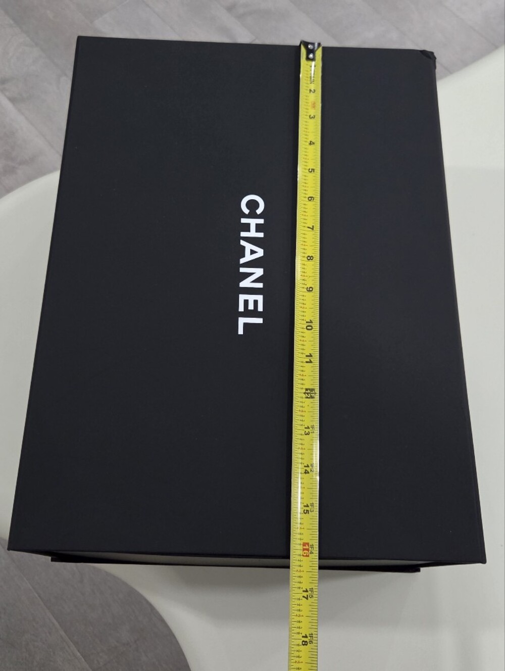 Chanel extra large black magnetic box white logo tissue buddle - Picture 4 of 6